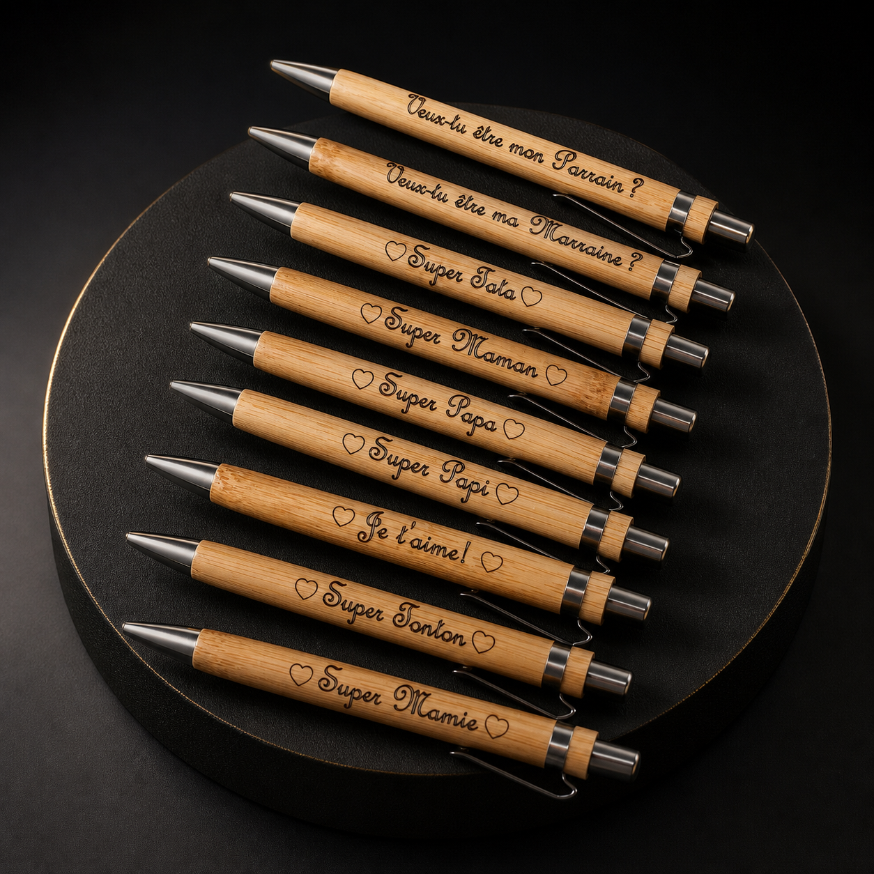 Stylo en bambou gravé, création artisanale personnalisée